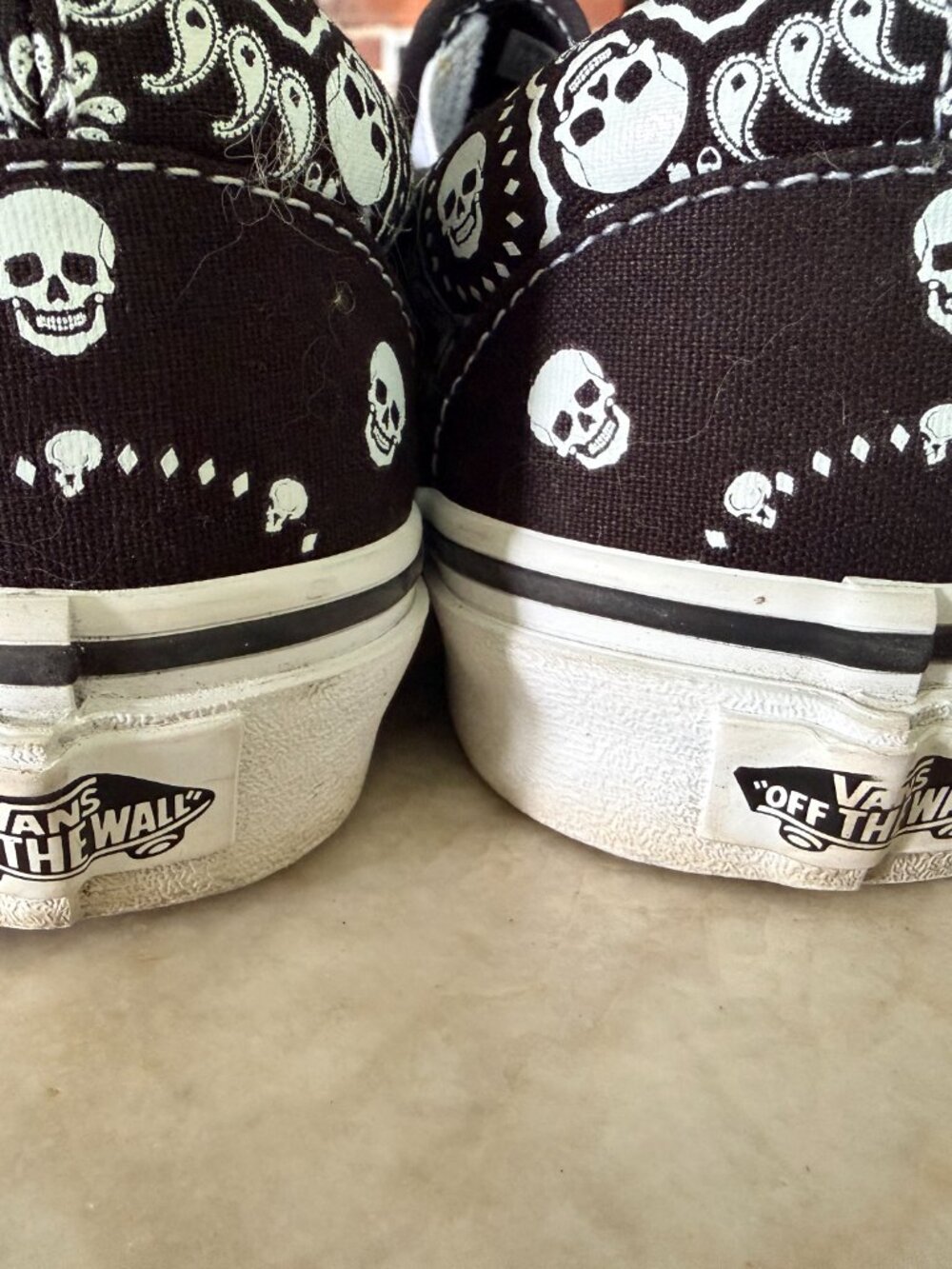 Paisley Skull Slip-on Vans - Picture 2 of 6